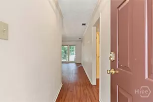 8 Colony Park Dr, Savannah, GA 31406 - Photo 9