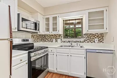 8 Colony Park Drive, Savannah, GA 31406 - Photo 21