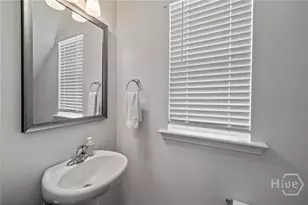 226 Flagler Dr, Savannah, GA 31419 - Photo 15