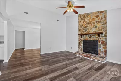 1390 Forest Lake Drive, Hinesville, GA 31313 - Photo 5