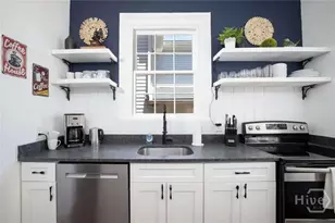 414 W Park Ave, Savannah, GA 31401 - Photo 11