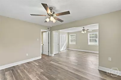 645 Parker Drive, Hinesville, GA 31313 - Photo 13