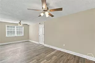 645 Parker Dr, Hinesville, GA 31313 - Photo 19