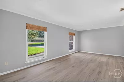 305 Sunderland Drive, Savannah, GA 31419 - Photo 9