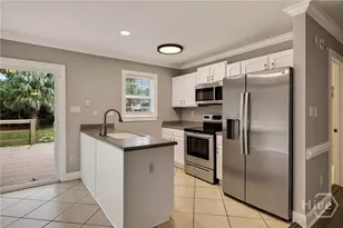 3222 Woodlawn Dr, Savannah, GA 31404 - Photo 15