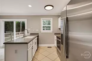 3222 Woodlawn Dr, Savannah, GA 31404 - Photo 17