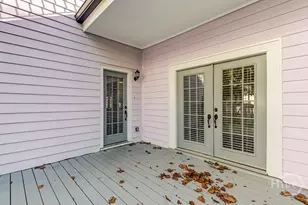 303 W Henry St, Savannah, GA 31401 - Photo 17