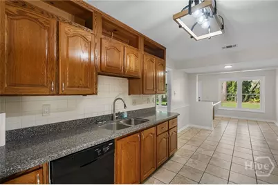 2019 Ashley Road, Savannah, GA 31410 - Photo 15