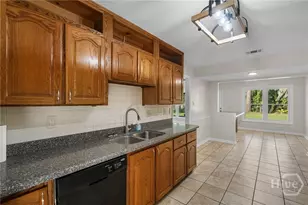 2019 Ashley Rd, Savannah, GA 31410 - Photo 15