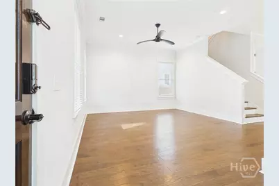 540 E 32nd Street, Savannah, GA 31401 - Photo 13