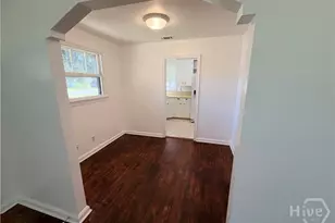 3207 Woodlawn Dr, Thunderbolt, GA 31404 - Photo 7