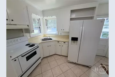 3207 Woodlawn Drive, Thunderbolt, GA 31404 - Photo 9