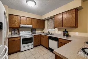 252 Miner Dr, Richmond Hill, GA 31324 - Photo 9