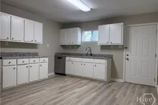733 E Anderson St, Savannah, GA 31401 - Photo 3