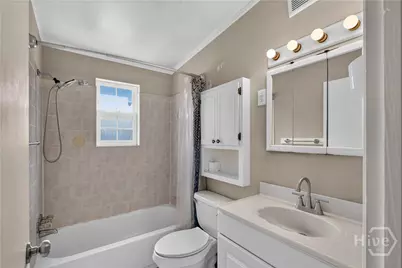 303 E 60th Street, Savannah, GA 31405 - Photo 21
