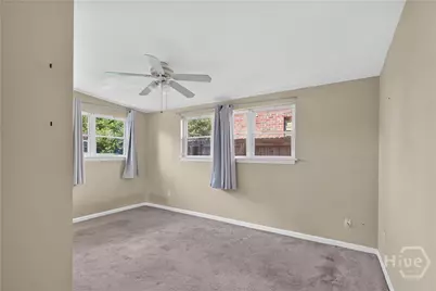 303 E 60th Street, Savannah, GA 31405 - Photo 23