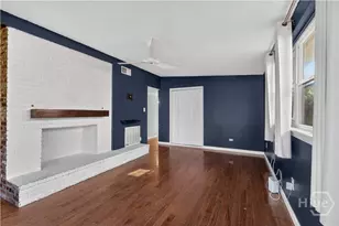 303 E 60th St, Savannah, GA 31405 - Photo 5
