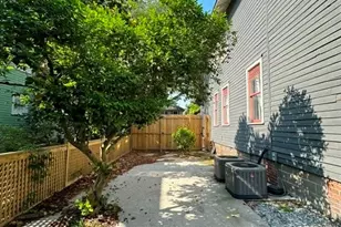 528 E 37th St, Savannah, GA 31401 - Photo 3