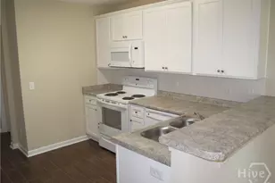 10 Connor Loop, Richmond Hill, GA 31324 - Photo 3