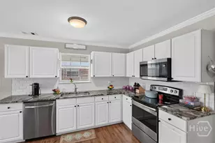 1159 Mohawk St, Savannah, GA 31419 - Photo 11