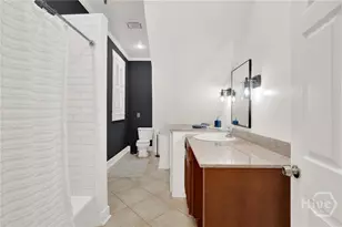 125 E Broad St, Savannah, GA 31401 - Photo 13