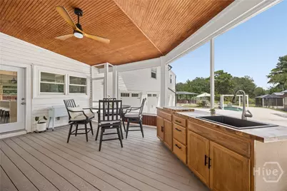 223 Lakeshore Drive, Savannah, GA 31419 - Photo 37
