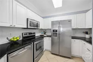 1913 Whitemarsh Way, Savannah, GA 31410 - Photo 17
