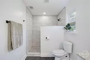707 E 49th St, Savannah, GA 31405 - Photo 37
