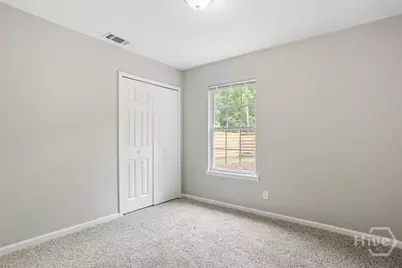 116 W White Hawthorne Drive, Savannah, GA 31419 - Photo 13