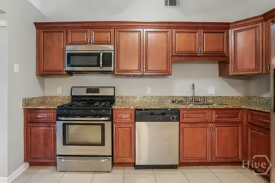 116 W White Hawthorne Drive, Savannah, GA 31419 - Photo 7