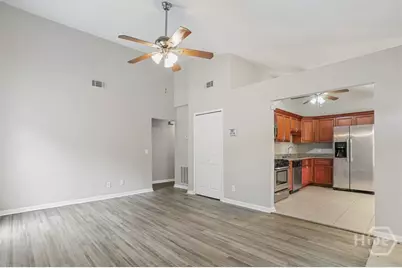 116 W White Hawthorne Drive, Savannah, GA 31419 - Photo 3