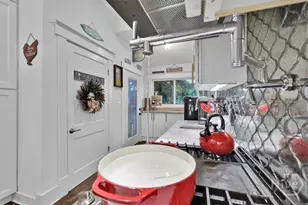 714 E 36th St, Savannah, GA 31405 - Photo 21