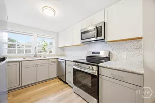 308 Eugene St, Savannah, GA 31406 - Photo 5