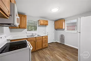 2107 Augusta Ave, Savannah, GA 31415 - Photo 13