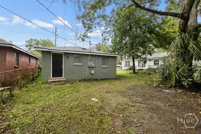 2107 Augusta Avenue, Savannah, GA 31415 - Photo 7