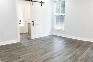 462 W 1st St, Midway, GA 31320 - Photo 3
