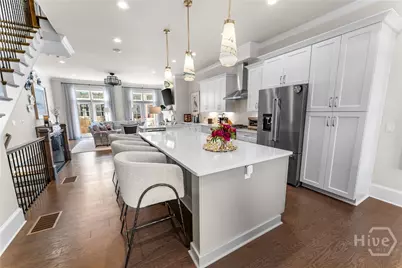 513 Port Street, Savannah, GA 31401 - Photo 9