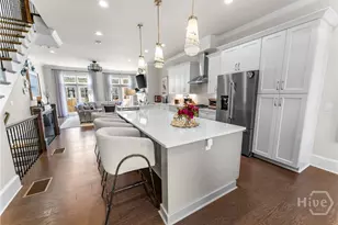 513 Port St, Savannah, GA 31401 - Photo 9