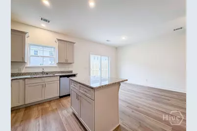 70 Beaumont Drive, Hinesville, GA 31313 - Photo 7