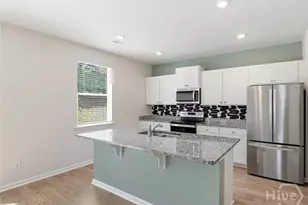 641 Timberland Cir, Richmond Hill, GA 31324 - Photo 11