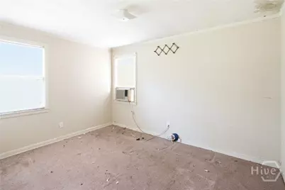 701 Highland Drive, Savannah, GA 31406 - Photo 9
