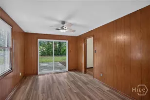 8601 Cresthill Ave, Savannah, GA 31406 - Photo 9