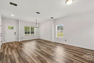 870 Meloney Dr, Hinesville, GA 31313 - Photo 9