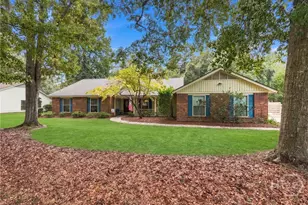 228 Davis Rd, Richmond Hill, GA 31324 - Photo 3