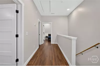 710 E 35th Street, Savannah, GA 31401 - Photo 37