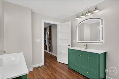 710 E 35th Street, Savannah, GA 31401 - Photo 35