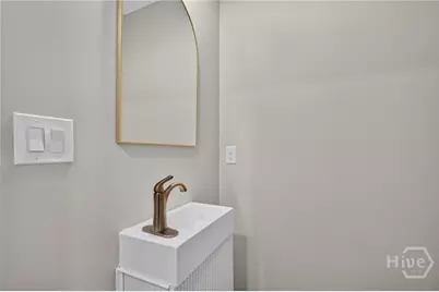 710 E 35th Street, Savannah, GA 31401 - Photo 27