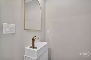 710 E 35th St, Savannah, GA 31401 - Photo 27