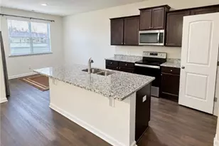 287 Hogan Dr, Richmond Hill, GA 31324 - Photo 5