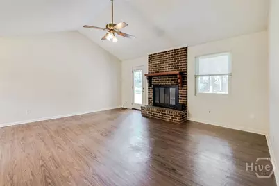 1417 Whitfield Park Circle, Savannah, GA 31406 - Photo 9